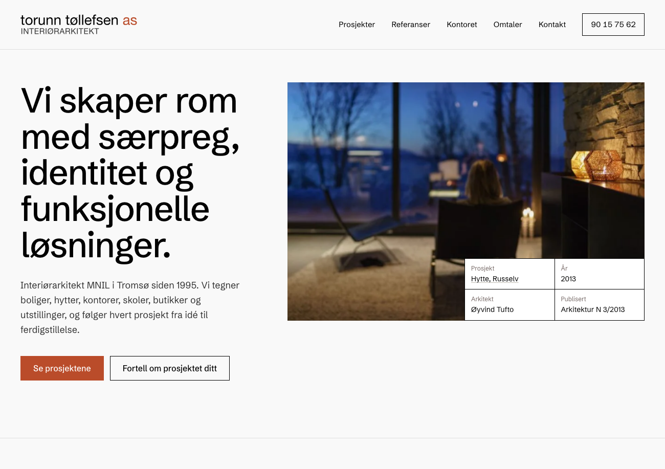 Forsiden til Torunn Tøllefsen AS, med en hytte i blåtimen og et tegningshode med prosjekt, år, arkitekt og publisering